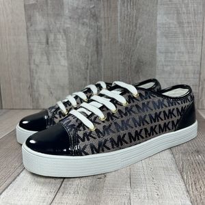 Michael Kors Girls Youth Big Kids Sneakers Canvas Monogram Logo Navy Size 5